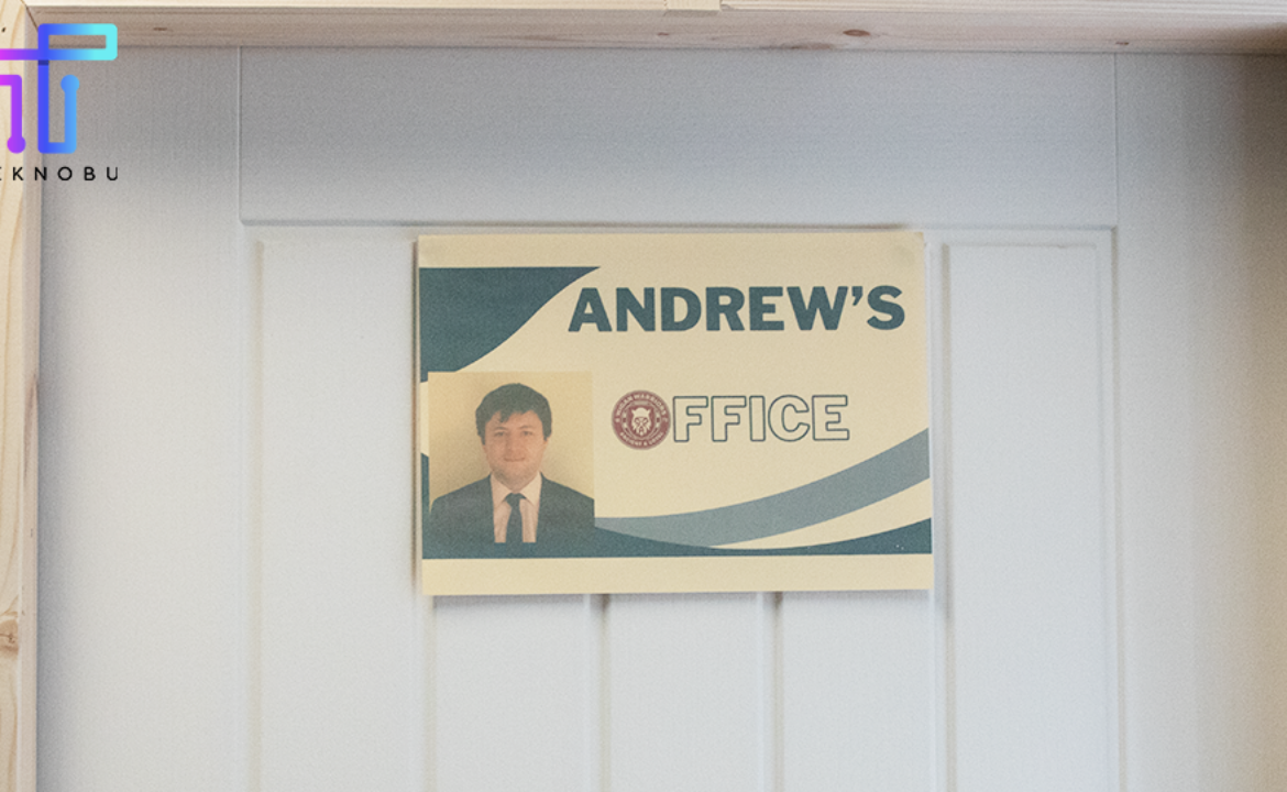 andrew door